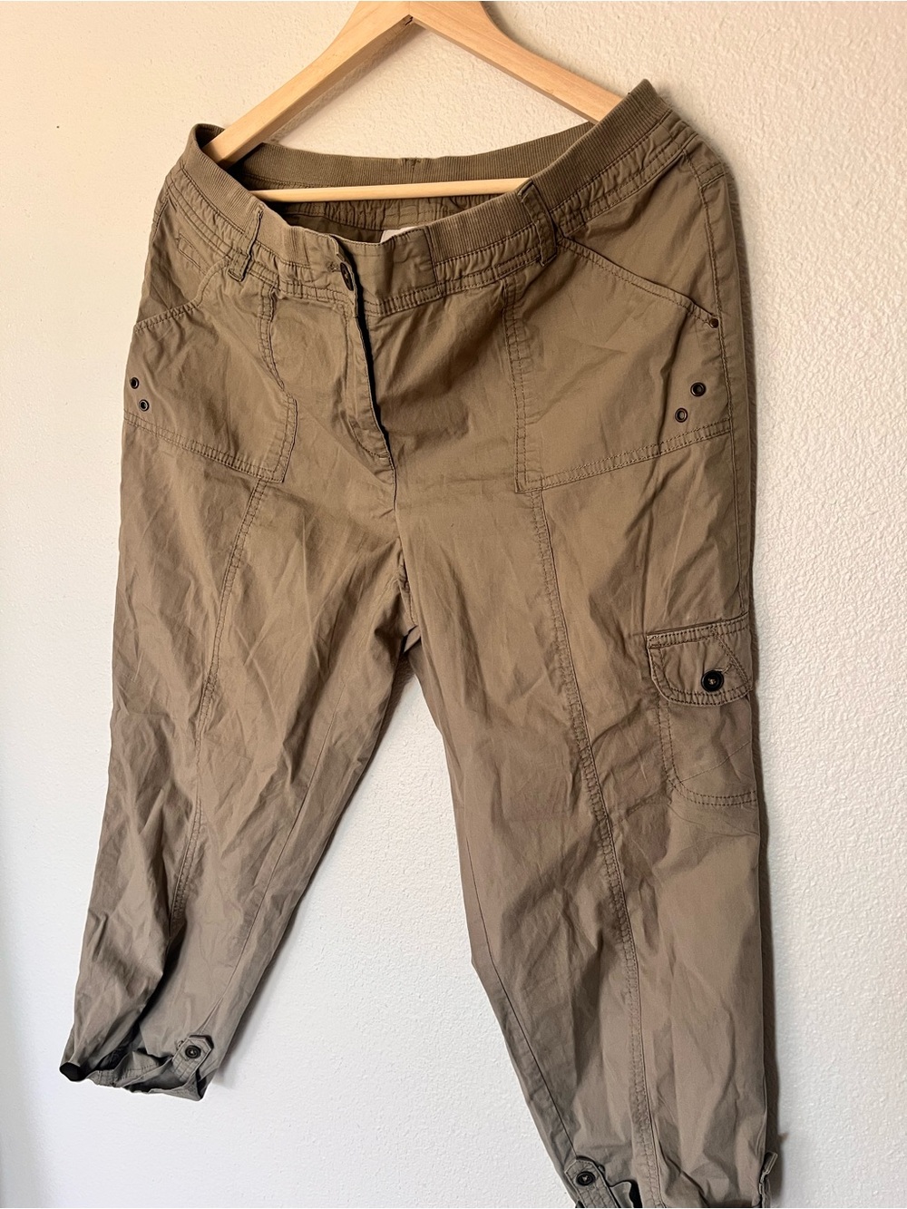Chico's Olive-Tan Cargo Pants for Men